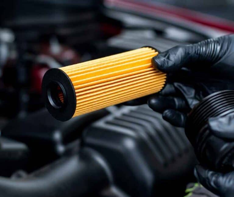 Oil filter replacement service in Lahore – IQ Wheels Hybrids Auto Zone